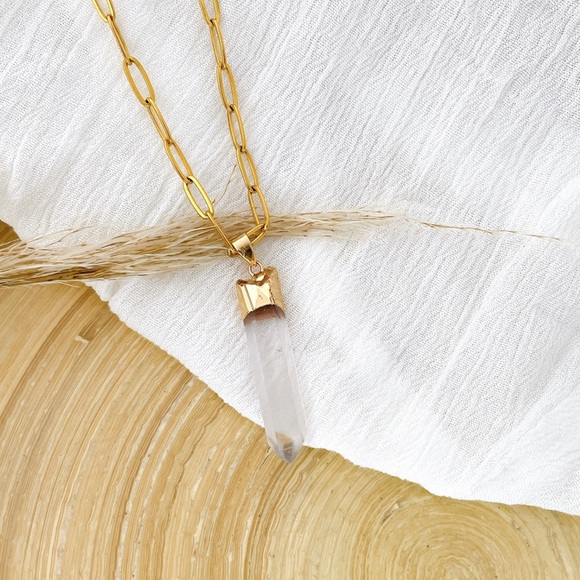 Clear Quartz Pendant Gold Oval Chain Necklace - Picture 2 of 7